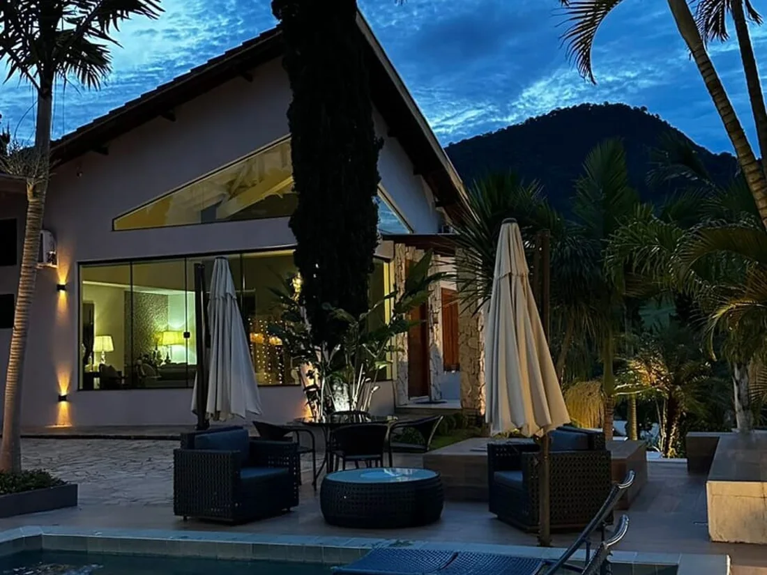 Exterior & piscina