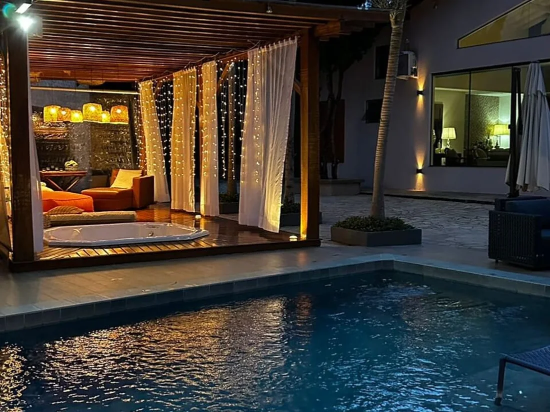 Exterior & piscina